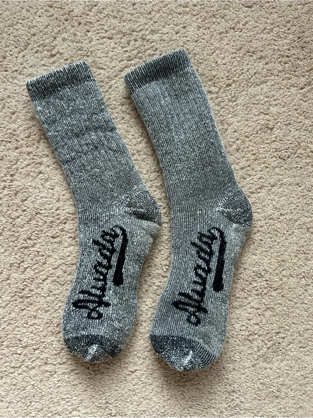 Alvada Mens Merino Wool Crew Socks Thermal and Warm Socks for Winter Work Hiking